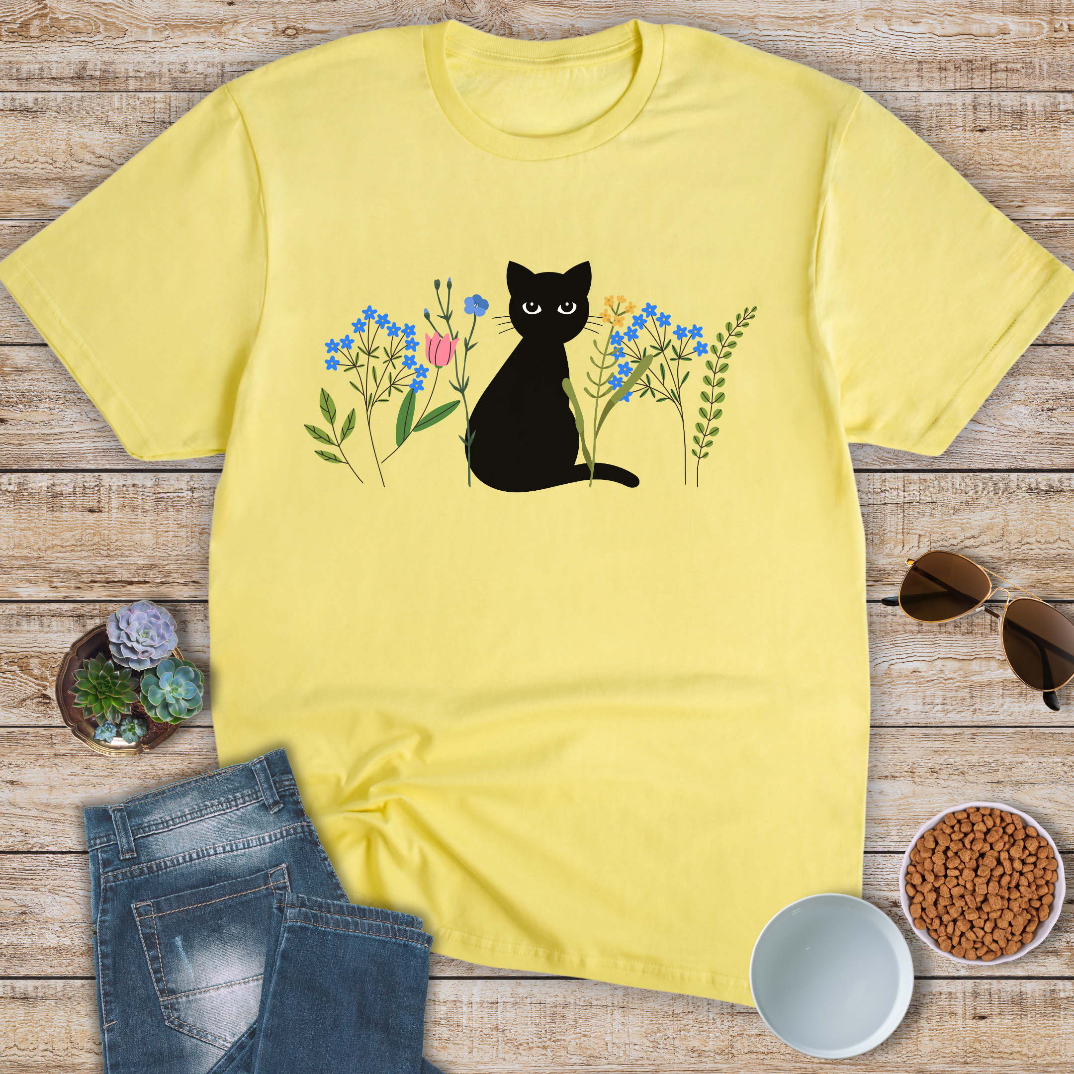 Black Cat Watching T-Shirt